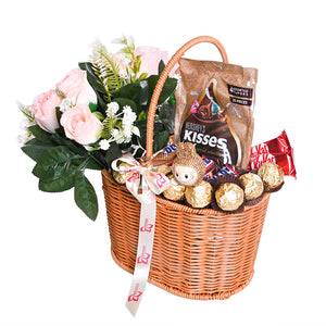 The Pink Floral Hamper