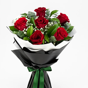Timeless Heart – 7 Red Roses in Black Wrap