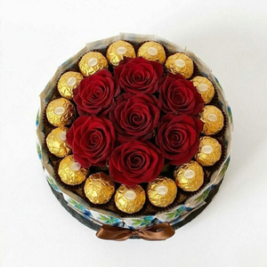 The Crimson Floral Chocolate