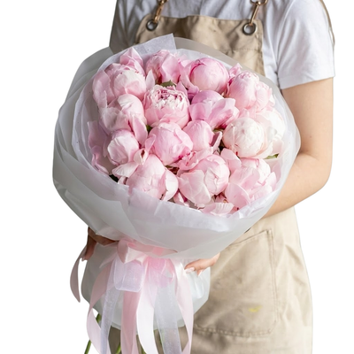 Sweet Pink Peony Embrace