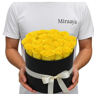 Sunbeam Elegance – 20 Yellow Roses in Black Box