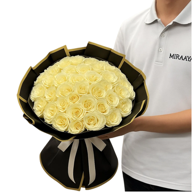 Ivory Luxe – 30 White Roses Bouquet