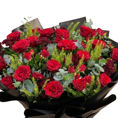 Crimson Midnight Rose Bouquet