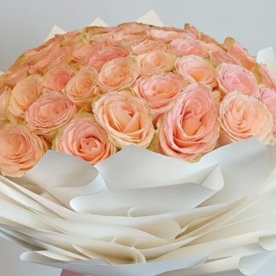Grand Peach Dream Rose Bouquet