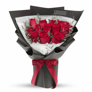 Scarlet Elegance – 13 Red Roses Bouquet