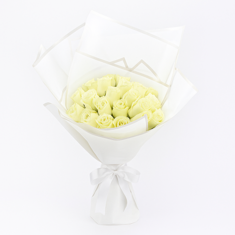 Snowfall Elegance – 20 White Roses Bouquet